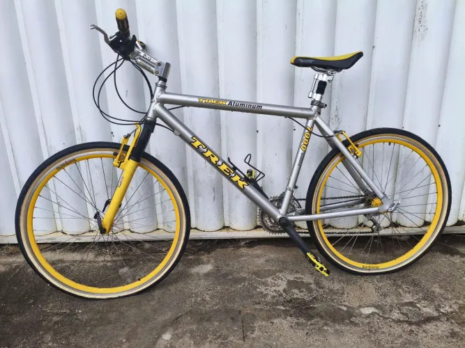 Bicicleta anos 90 alumínio Shimano relíquia 