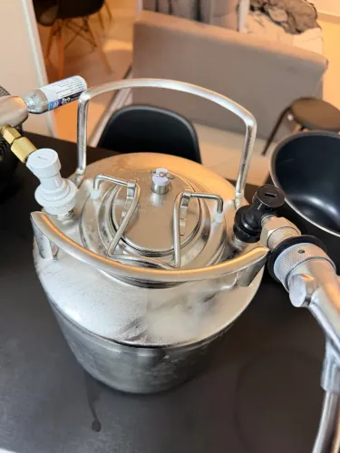 Kit Chopeira Portátil Post Mix BKI 6L Inox + Regulador + Torneira Italiana