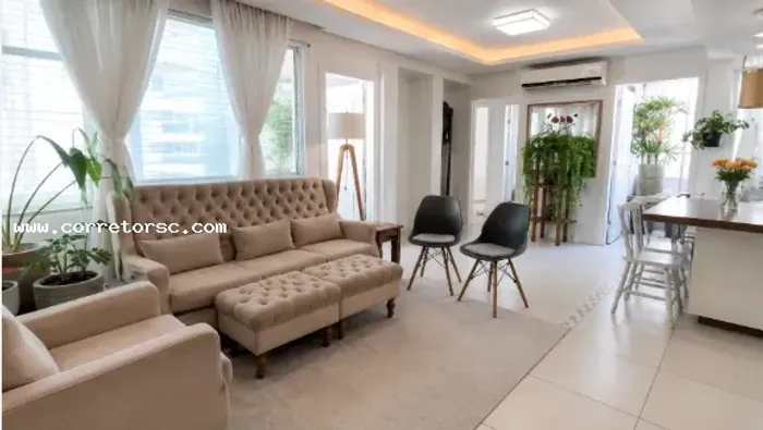 Cobertura Duplex para Venda em Florianópolis, Itacorubi, 3 dormitórios, 2 suítes, 4 banhei