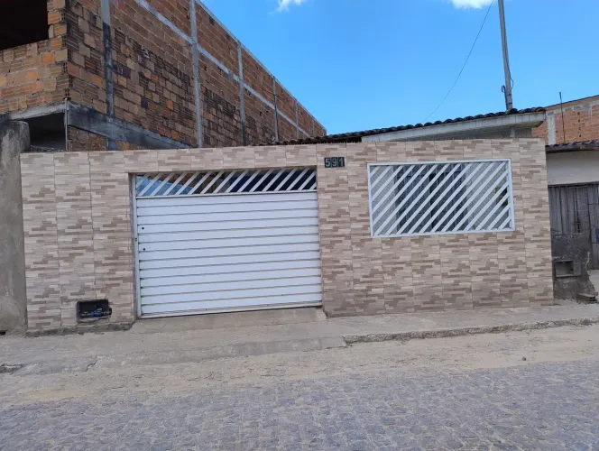 Casa a venda em Laranjeiras 