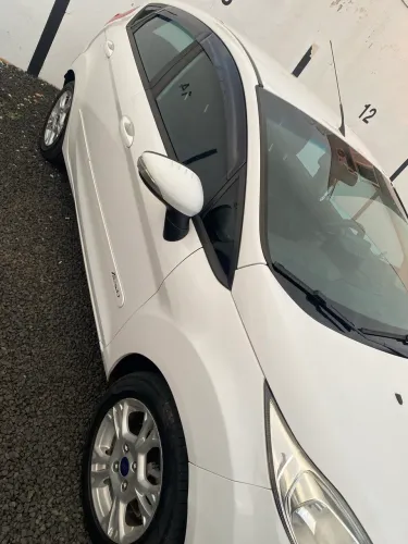 Ford Fiesta 1.5 16V Flex Mec. 5P 2015