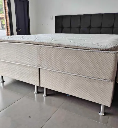 Cama super king Madrid molas ensacadas pillow top,