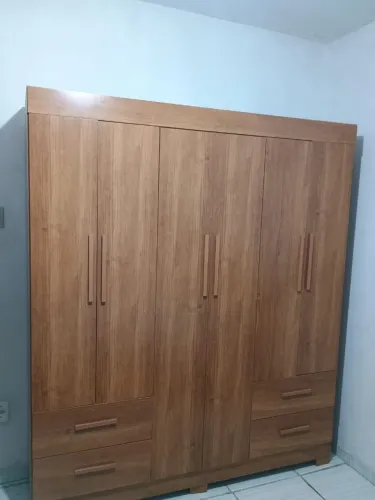 Guarda Roupa 6 portas 