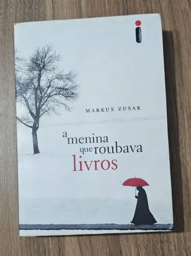 Livro A menina que roubava livros - Markus Zusak