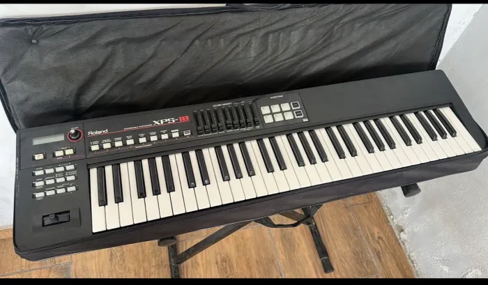 Teclado Roland XPS-10