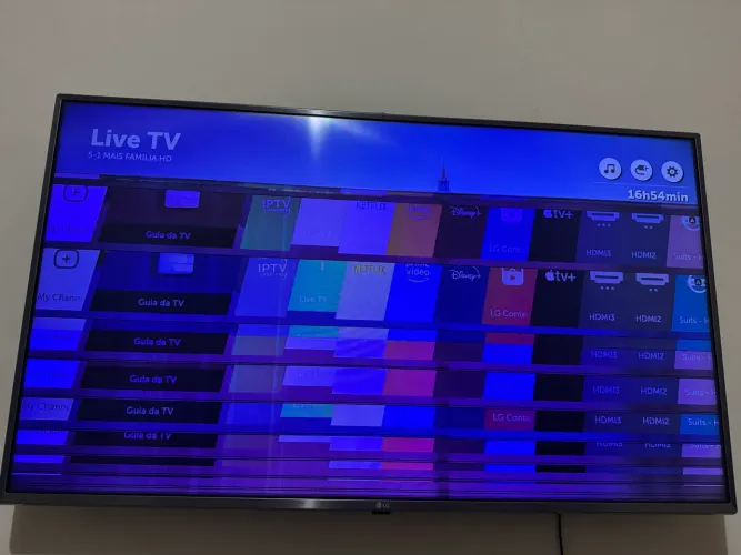 TV LG 49 polegadas com problema