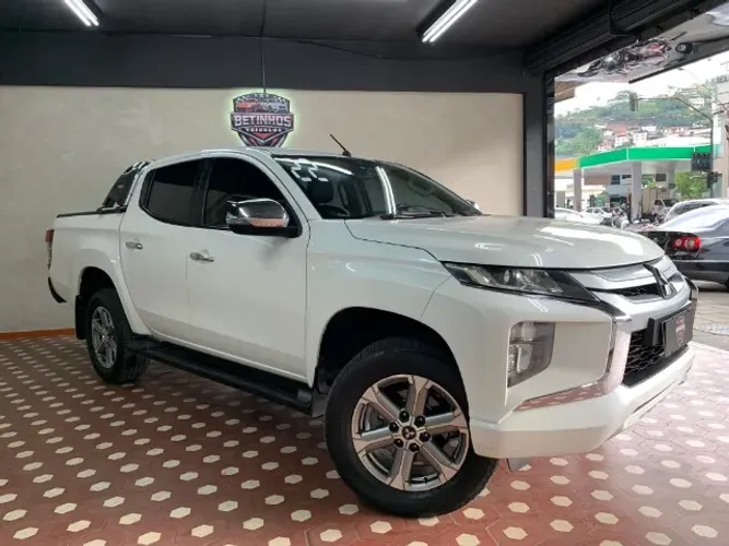 Mitsubishi L200 Triton Sport HPE 2.4 CD Diesel Aut. 2022