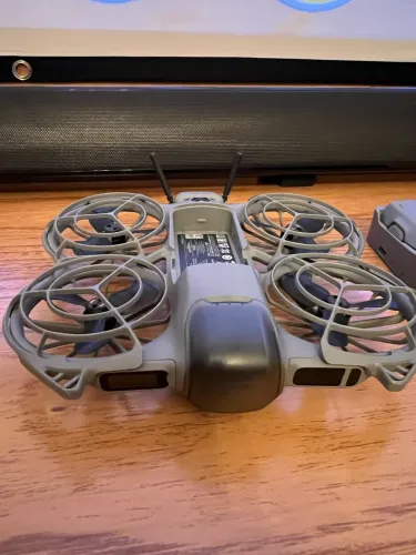 DJI NEO 2 novo Flymore 3 baterias 