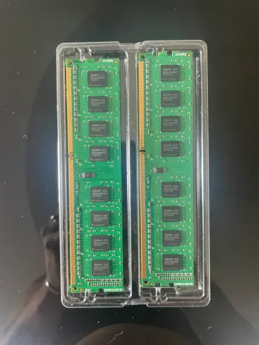 2x memória ram DDR3 4GB cada