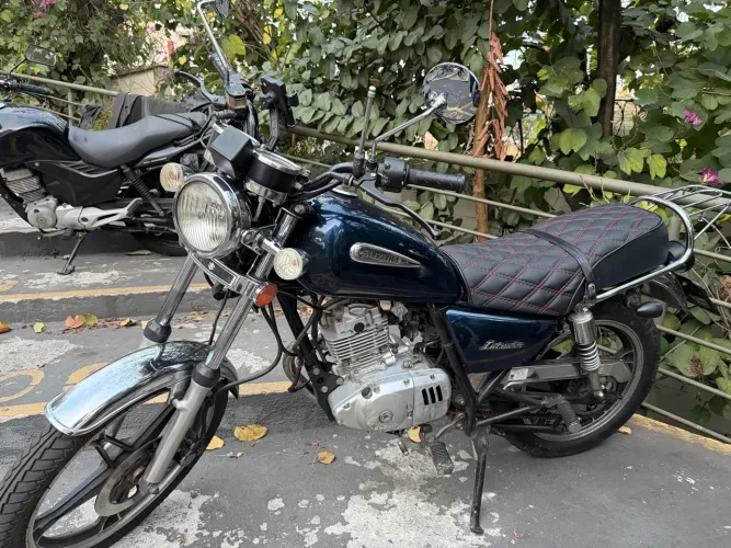 Suzuki Intruder 125 2008