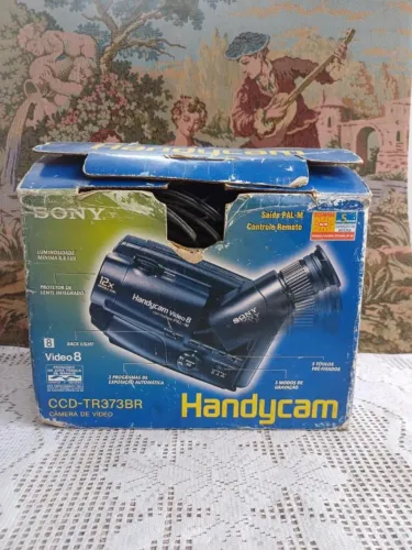 filmadora Sony Handycam CCD-TR373BR que grava em formato Video 8 sem teste