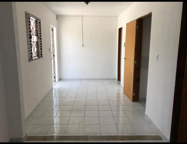 Apartamento 2 Quartos para Aluguel no Japiim Próximo à SEDUC com Vaga