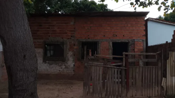 Vendo esta casa localizada no parco do lumiar