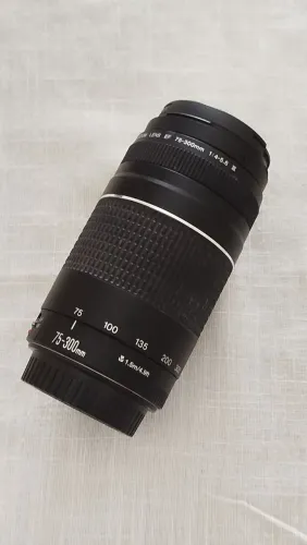 Lente Canon 75-300mm em perfeito estado!