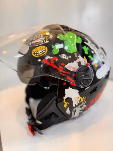 Capacete pro tork com óculos 
