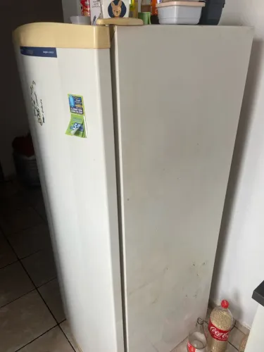Geladeira antiga
