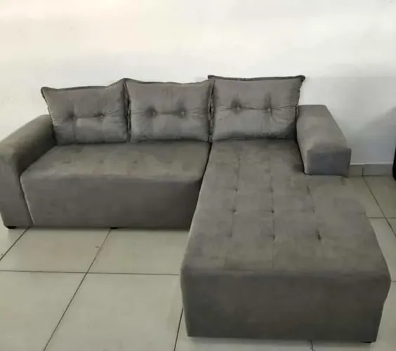 Sofá chaise com puff 