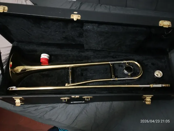 Trombone de Vara Eagle ( em C)