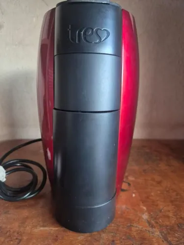 Cafeteira Três Corações Vermelha 220v