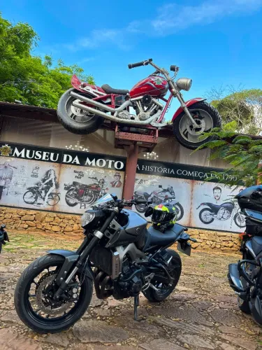 MT 09