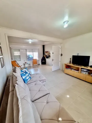 Casa Semi-Mobiliada à venda em Imbé - Centro - próximo da praia/barra REF: 5498