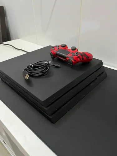 PLAYSTATION 4 PRO 1TB