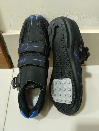 Sapatilha De Ciclismo Sola Rígida Antiderrapante (Novas) numeração 40/39/37
