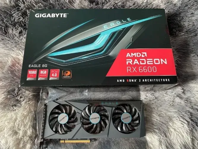 Placa de video RX 6600 8gb Gigabyte Eagle