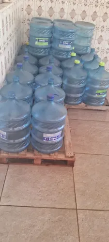 30 unidades de Garrafões de água 20litros