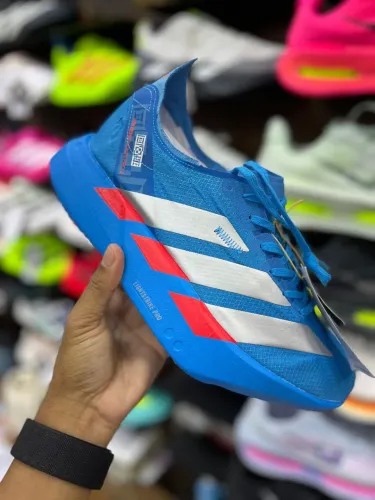 Tenis adizero pro 4