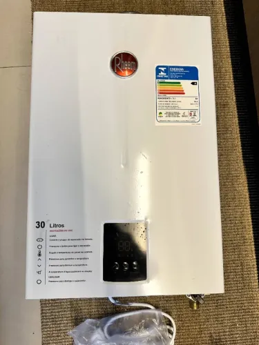 Aquecedor 30 Litros Digital Rheem Ef GN - Semi-novo