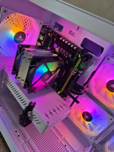 PC Gamer Xeon 2650 V4 16 Gigas DDR4 SSD 480 Gigas Placa de Vídeo RX 580 8 Gigas Somos Loja