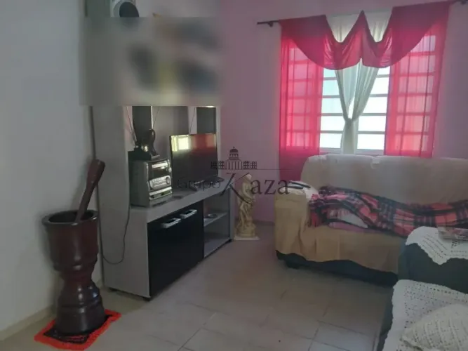 Oportunidade - Chácara - São Francisco Xavier - 3 Dormitórios - 24,200m² - Estuda Permuta.