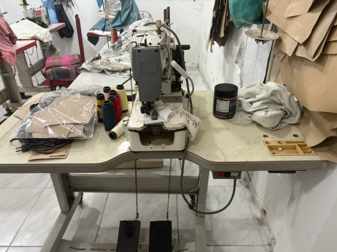 Vende se uma máquina de caseado