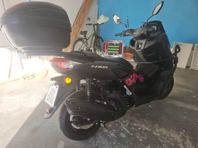 YAMAHA NMAX 160 - ANO 2024 - IMPECÁVEL | APENAS 5.000 KM RODADOS!
