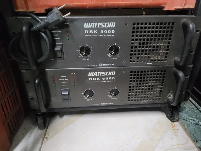 Amplificador watson dbk 6000