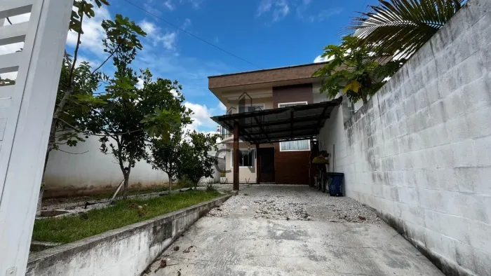 Imperdível oportunidade: Casa à venda em Guabiruba-SC, bairro Guabiruba Sul, 2 quartos, 1