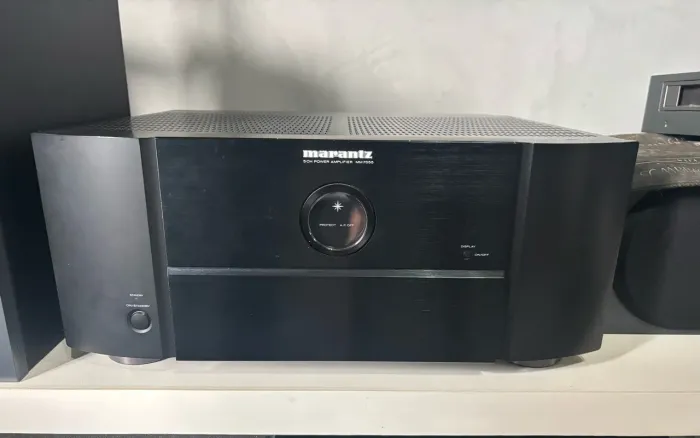 Amplificador marantz mm7055