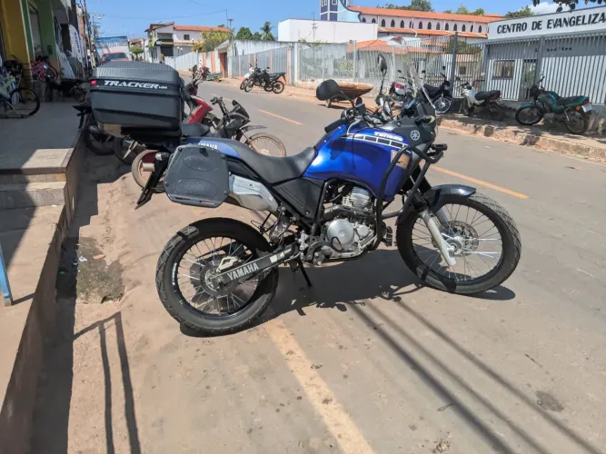 Yamaha Ténéré 250 - Pronta para Viajar (Completa com Baús e R$3000 de Acessórios)
