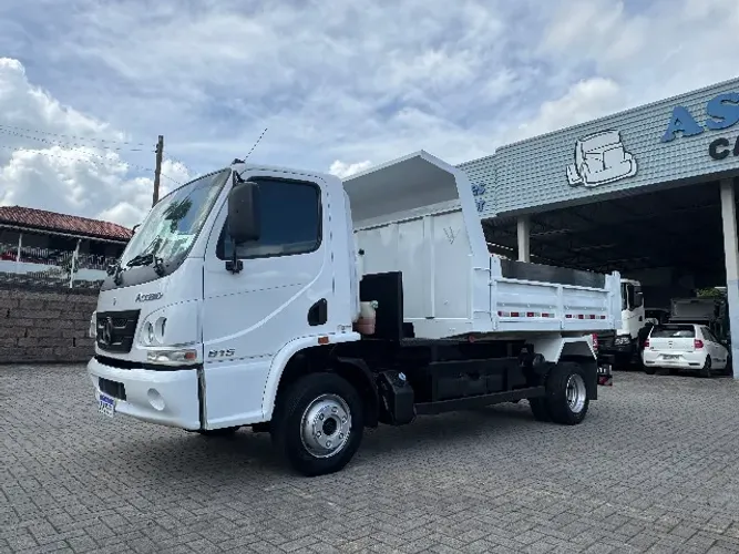 Accelo 815 Ano 2018 Baixa Quilometragem