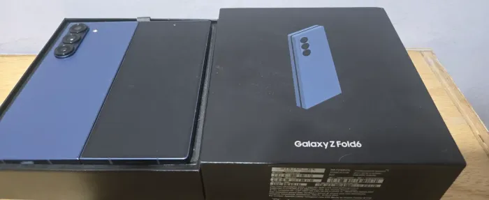 Samsung Galaxy Z fold 6 para retirada de peças.