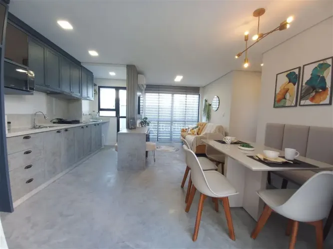 Apartamento mobiliado e decorado tendo com 2 quartos, sendo 1 suíte no bairro Itoupava Sec