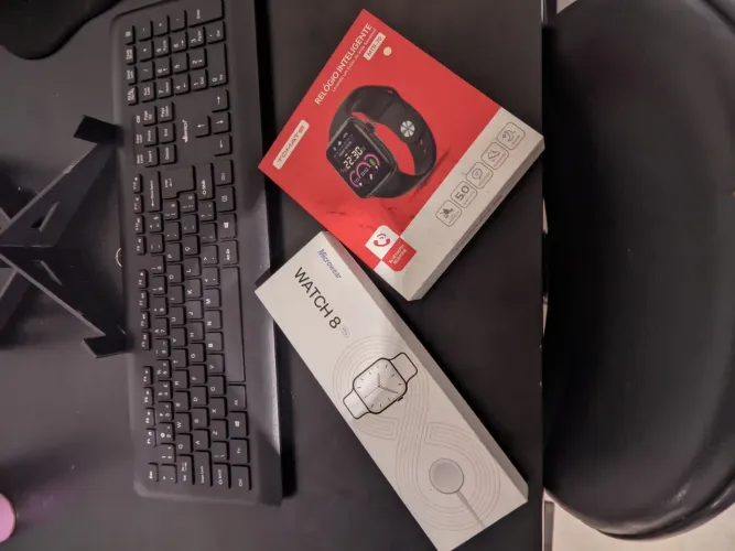 Smartwatchs (2 smartwatchs, 1 está novo)