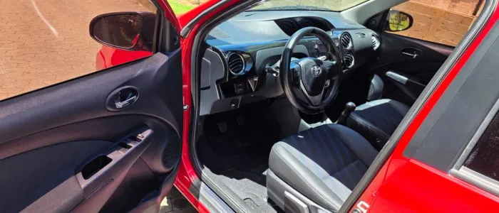 Toyota Etios XS 1.5 Flex 16V 5P Mec. 2016