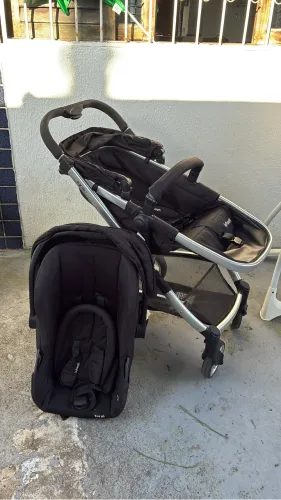 Carrinho de Bebê Epic Lite