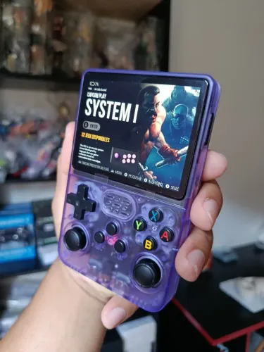 Console Portátil R36S Retrô com +15.000 Jogos | Tela IPS 3.5" | Cor Roxo