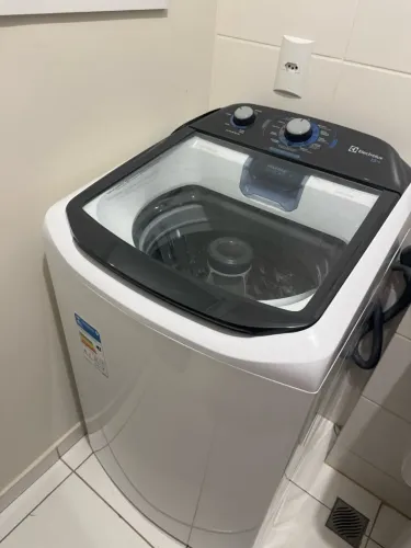 Máquina de Lavar Electrolux 13kg - Cesto Inox