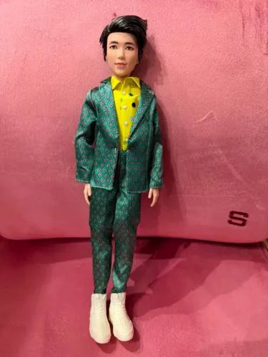 Boneco bts RM