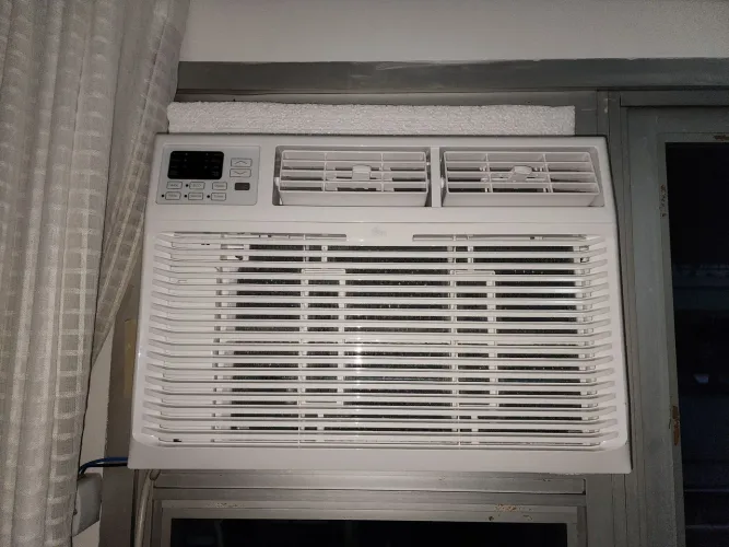 Ar-Condicionado Eletrônico Kian 12000 BTU/h (127V) - Gás R32 (Mais Ecológico!)