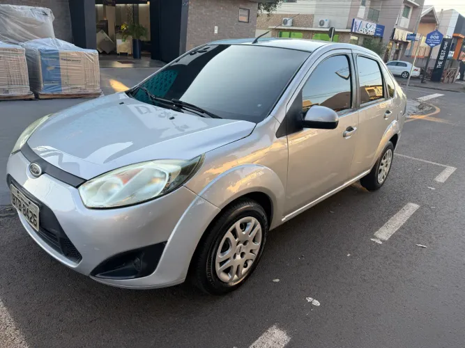 Ford Fiesta Sed. 1.6 8V Flex 4P 2012